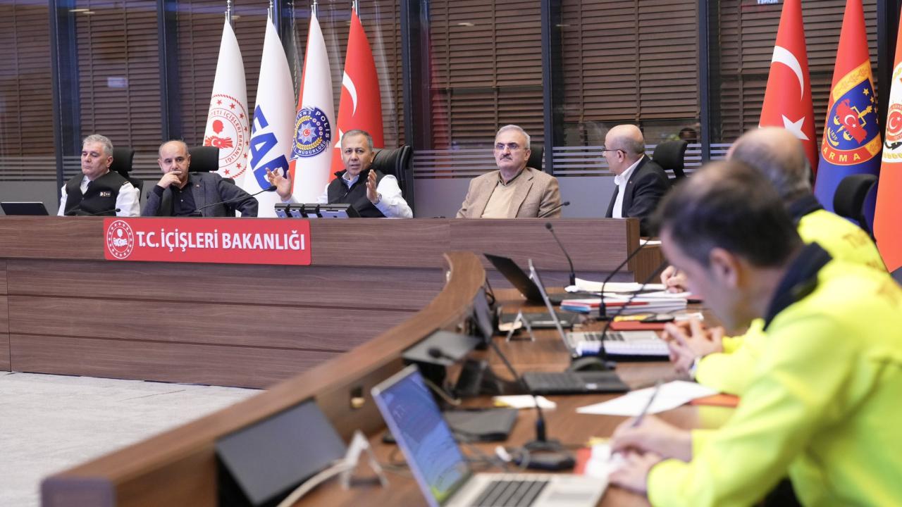 Bakan Yerlikaya’dan “trafik” konulu güvenlik toplantısına ilişkin paylaşım